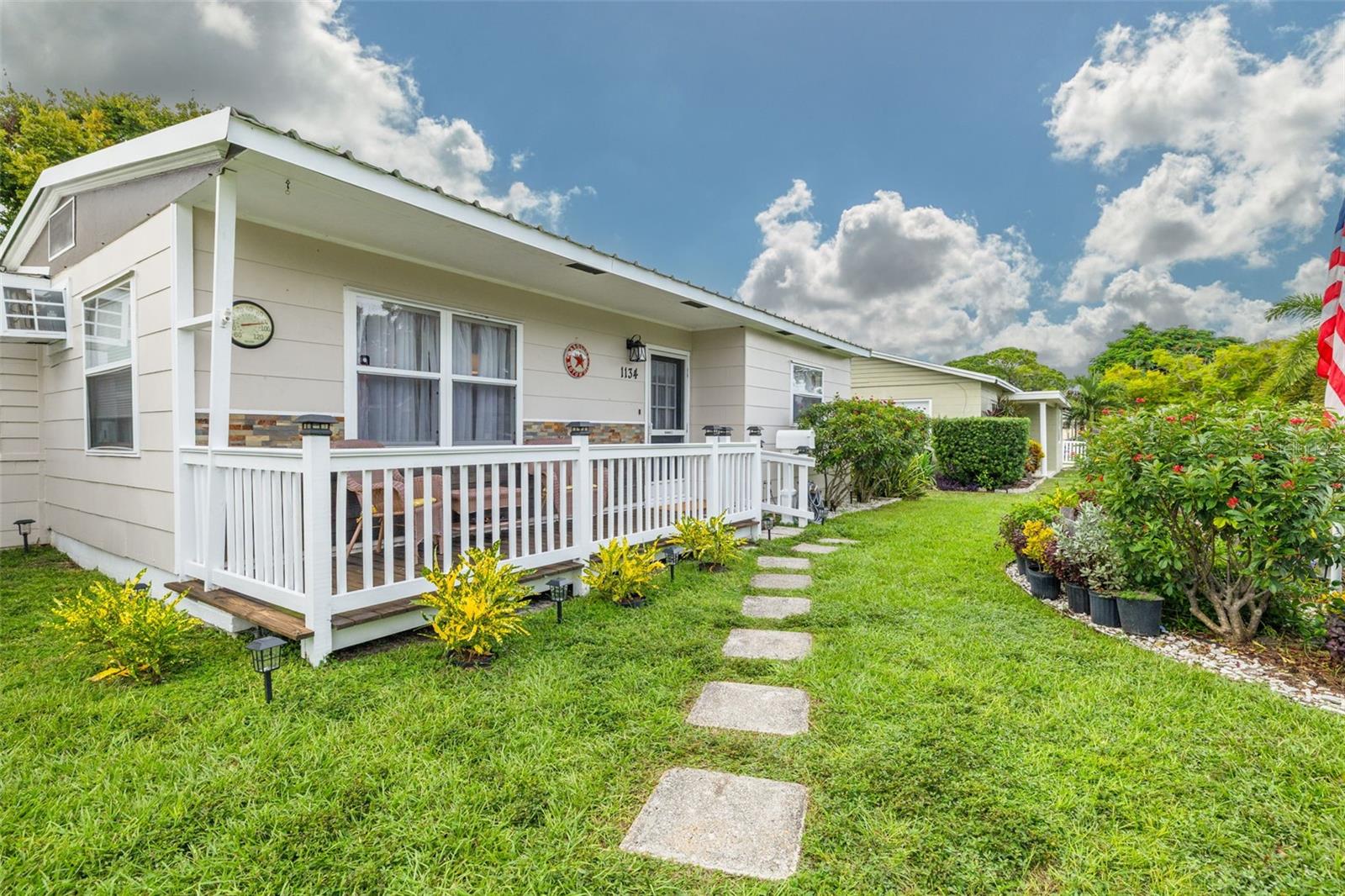 1134 62ND STREET, St Petersburg, FL 33710