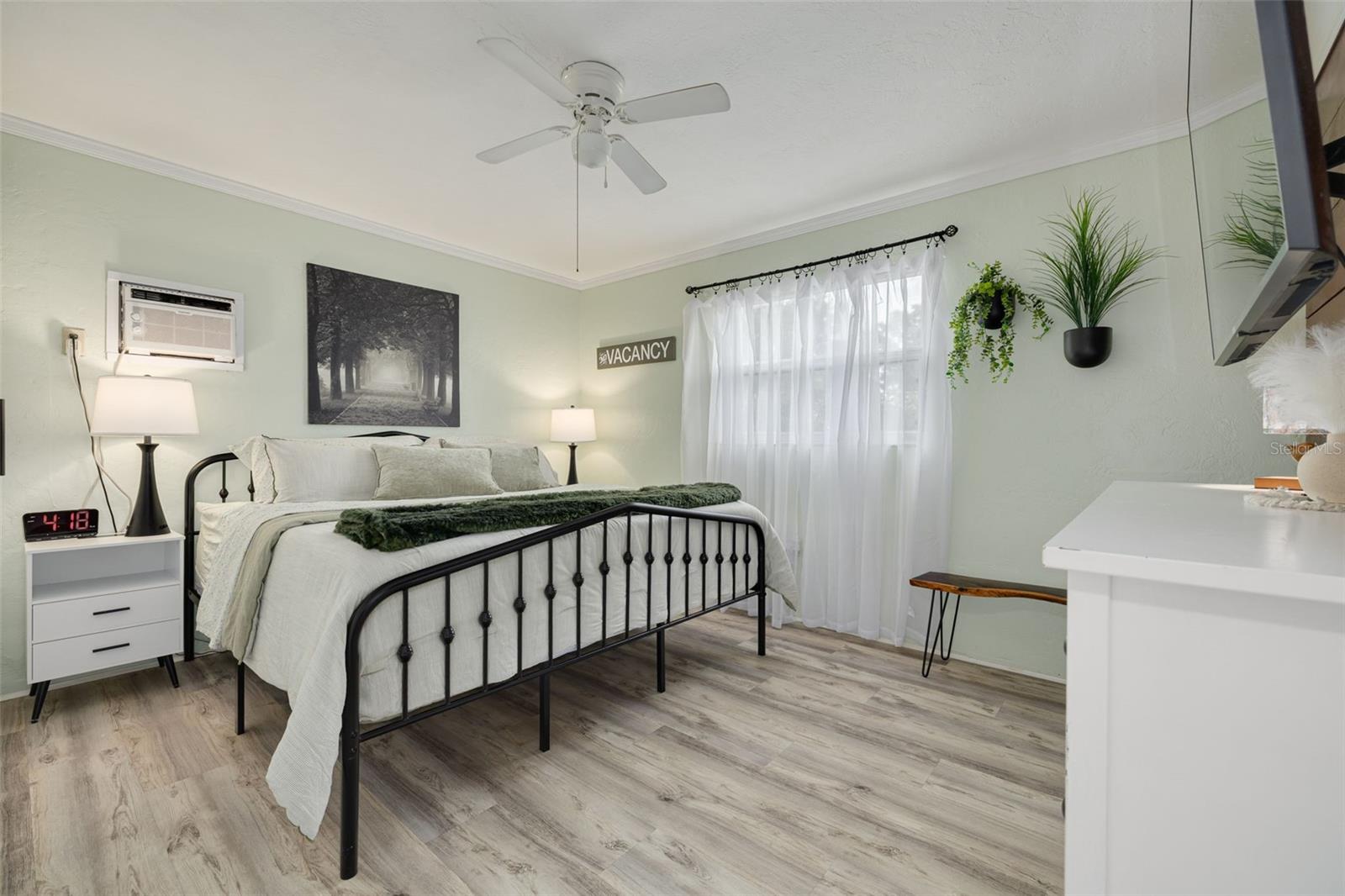 1134 62ND STREET, St Petersburg, FL 33710