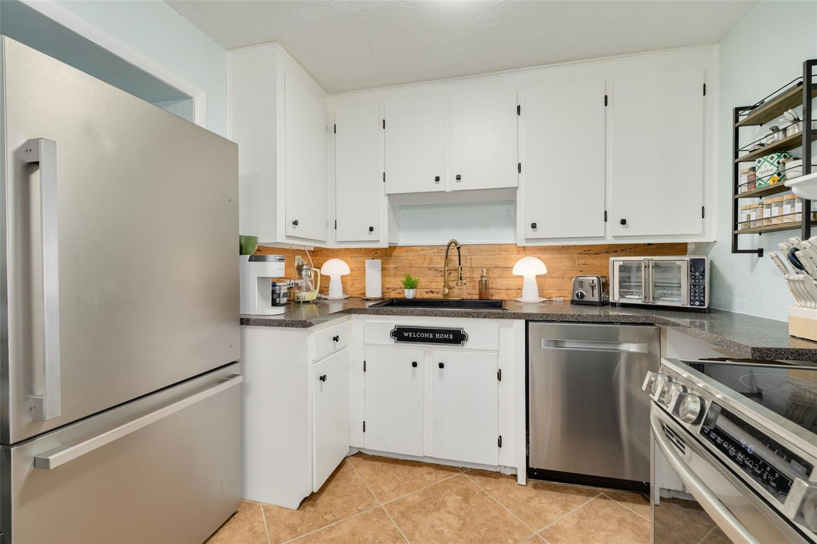 1134 62ND STREET, St Petersburg, FL 33710