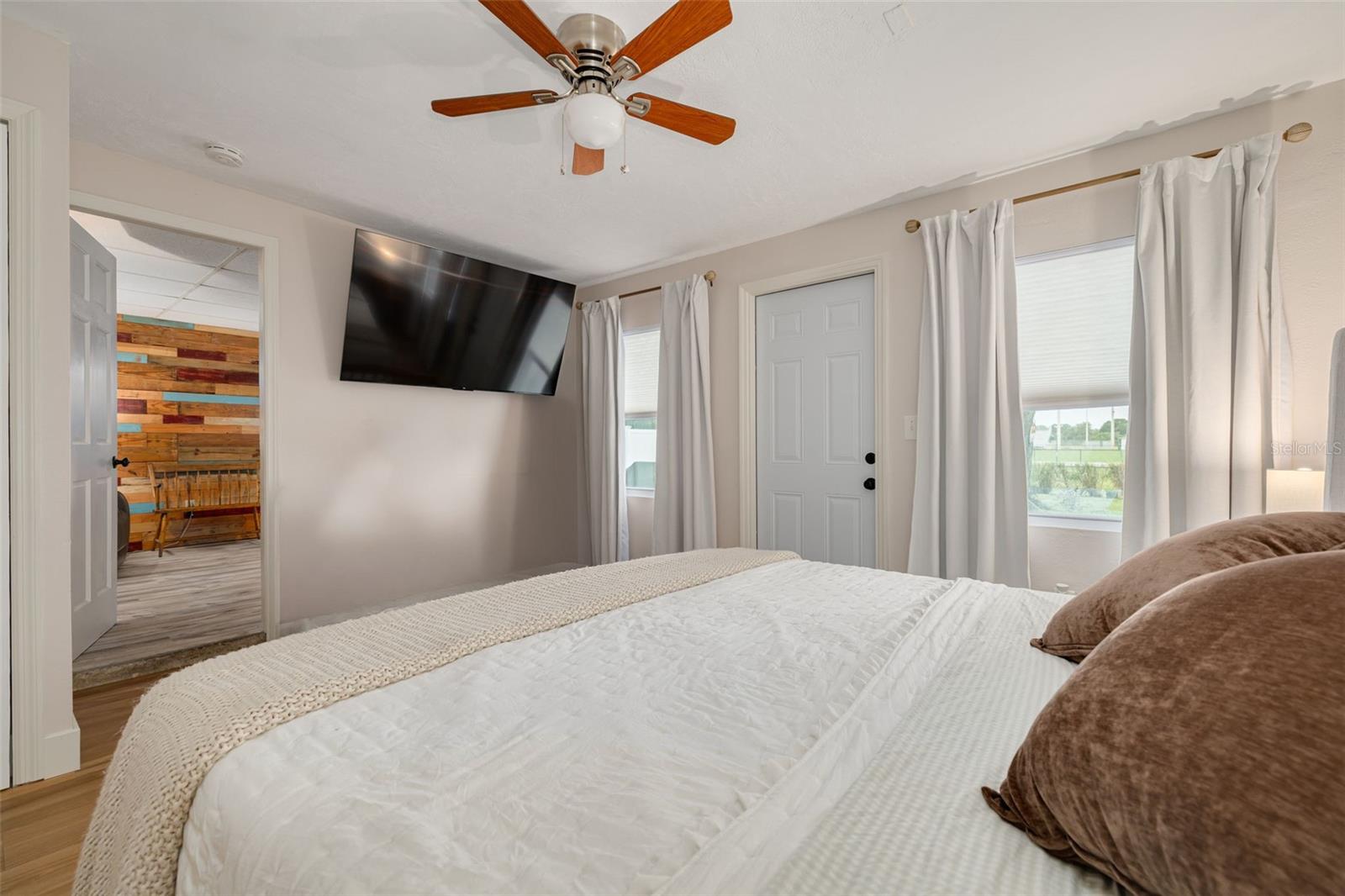 1134 62ND STREET, St Petersburg, FL 33710