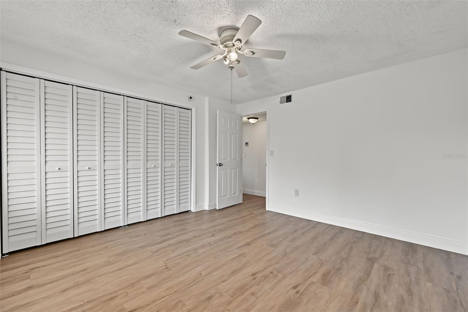 9930 EAGLES POINT CIRCLE, #1, Port Richey, FL 34668