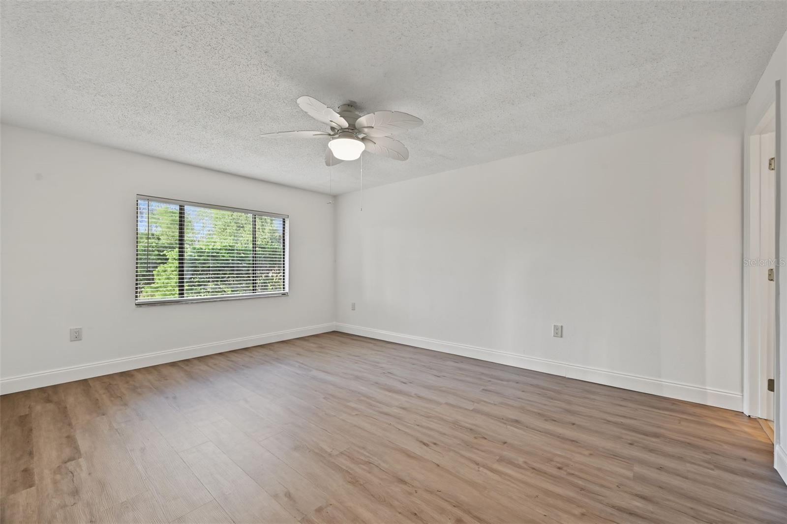 9930 EAGLES POINT CIRCLE, #1, Port Richey, FL 34668