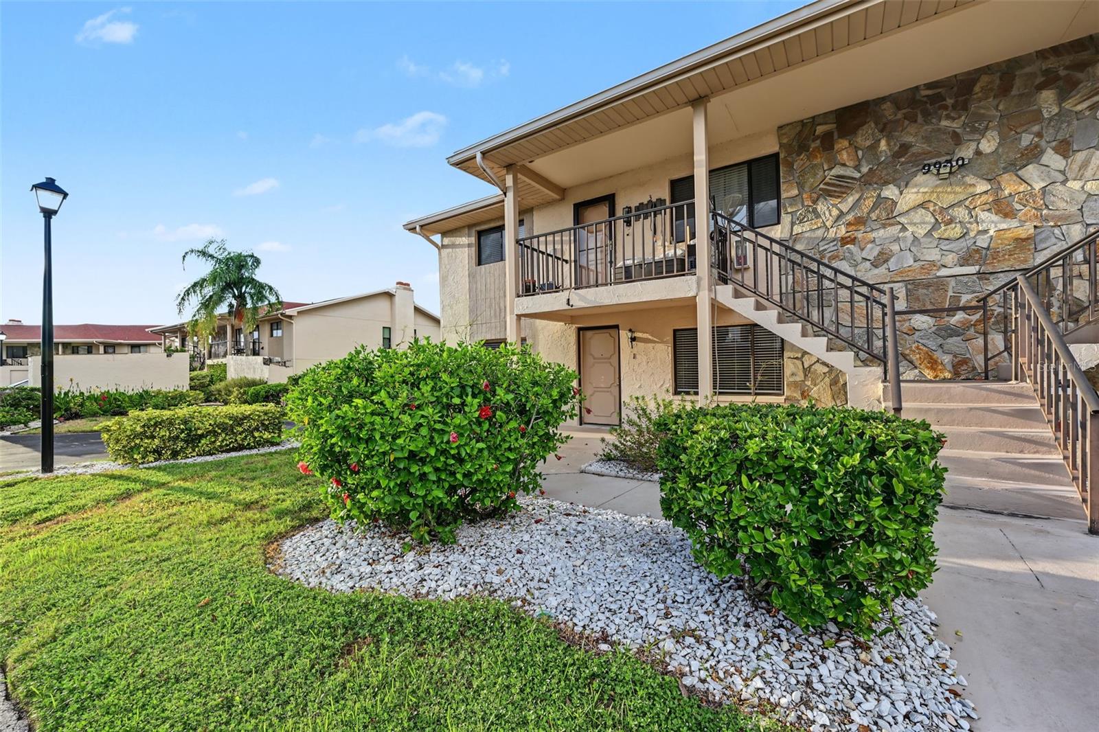 9930 EAGLES POINT CIRCLE, #1, Port Richey, FL 34668