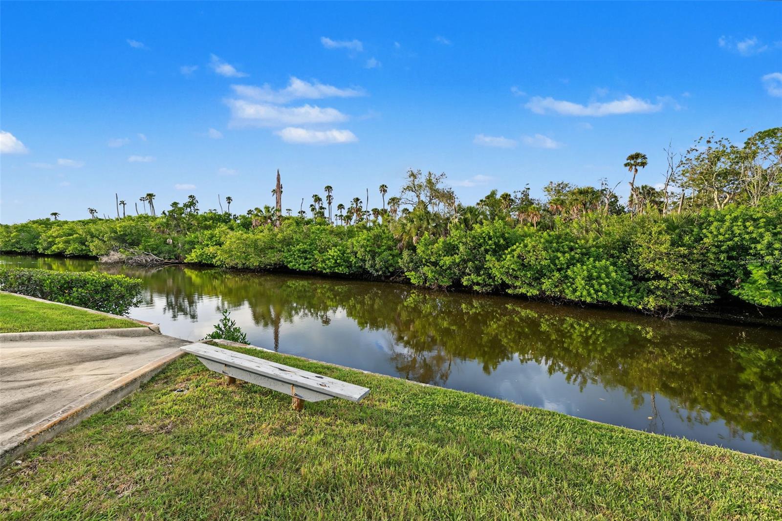 9930 EAGLES POINT CIRCLE, #1, Port Richey, FL 34668