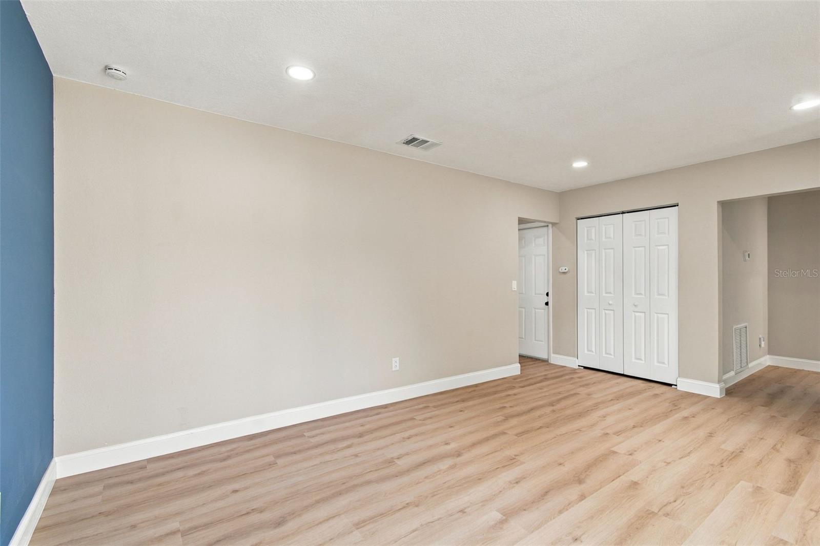 13918 BRIARDALE LANE, Tampa, FL 33618