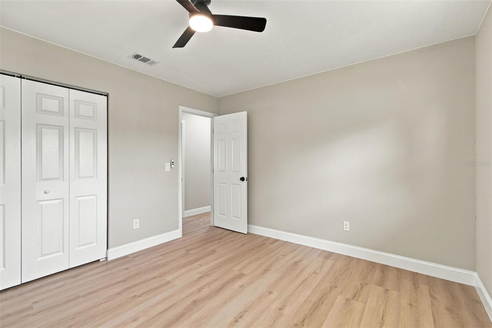 13918 BRIARDALE LANE, Tampa, FL 33618