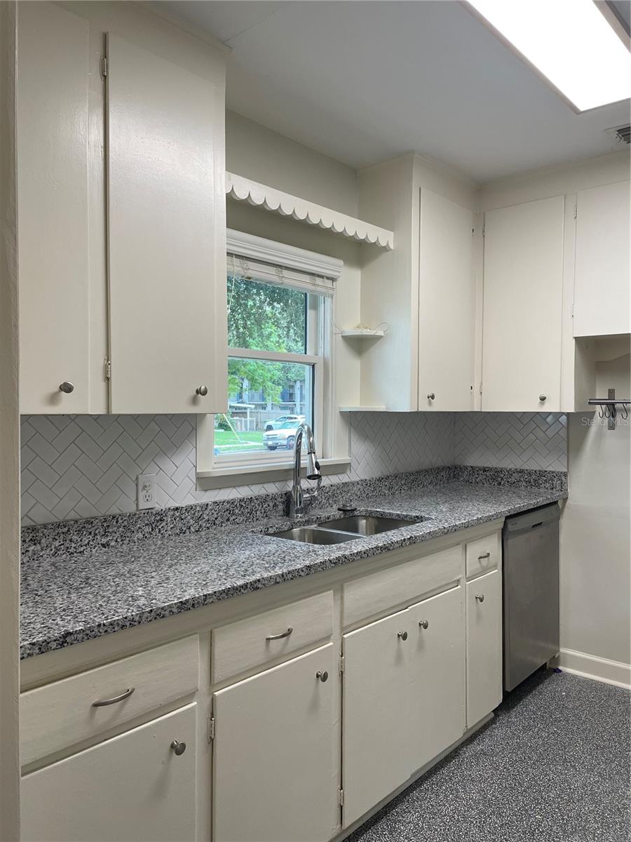 303 S AUDUBON AVENUE, Tampa, FL 33609