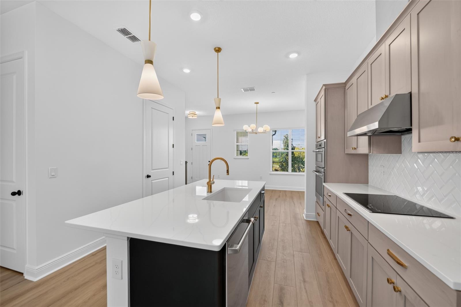 13317 LUSH LIME ALLEY, Windermere, FL 34786