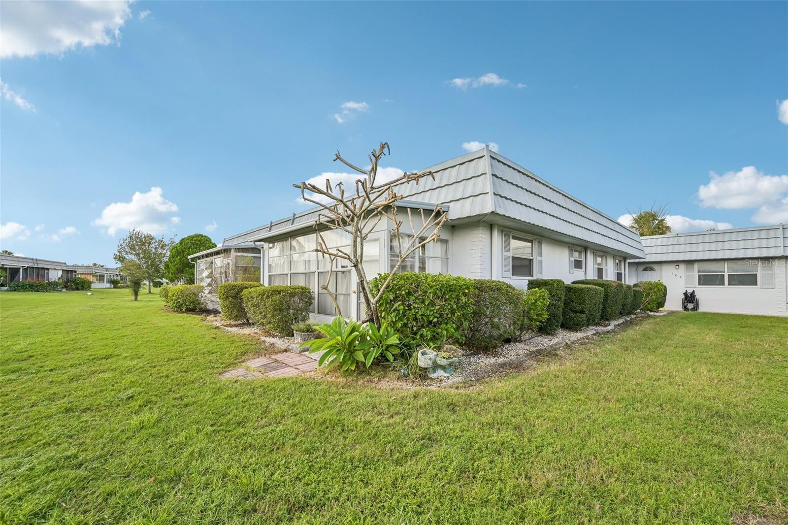 202 BEDFORD TRAIL, #109, Sun City Center, FL 33573