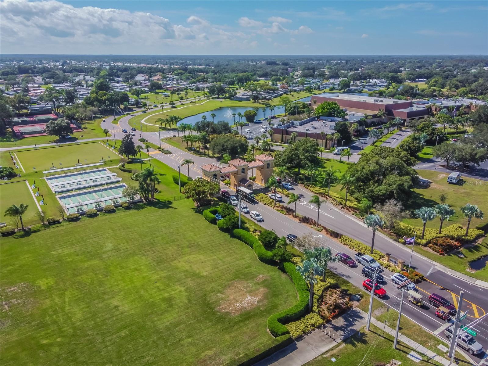 202 BEDFORD TRAIL, #109, Sun City Center, FL 33573