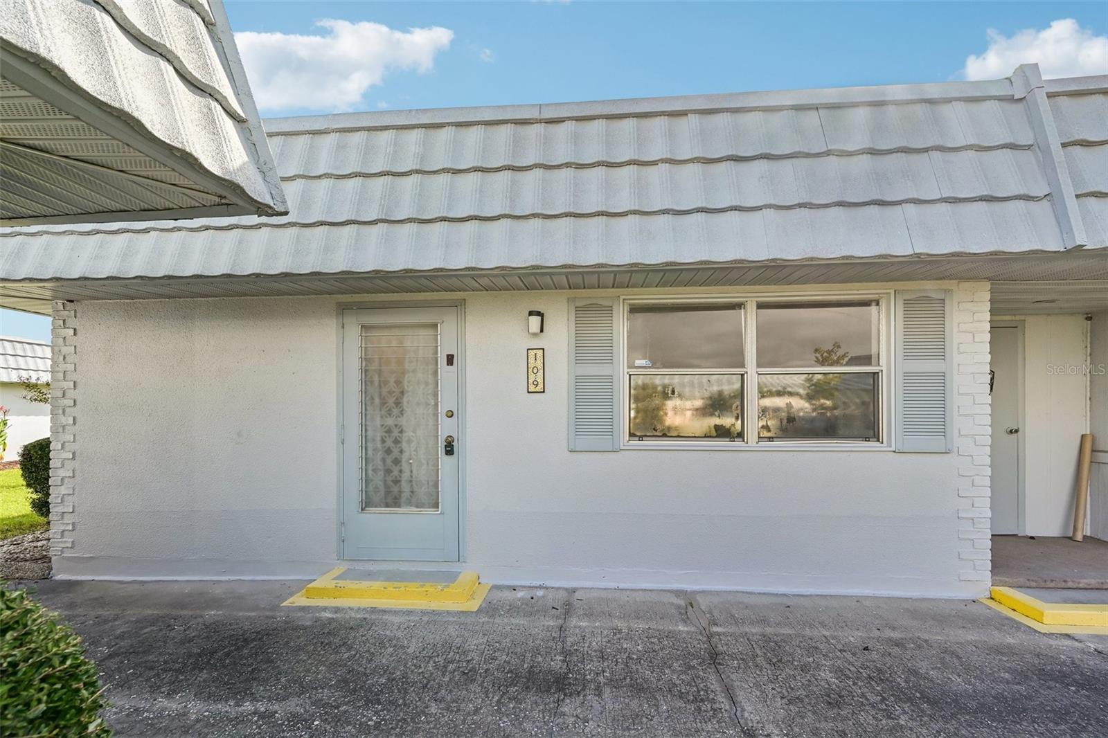 202 BEDFORD TRAIL, #109, Sun City Center, FL 33573 202 BEDFORD TRAIL, #109, Sun City Center, FL 33573
