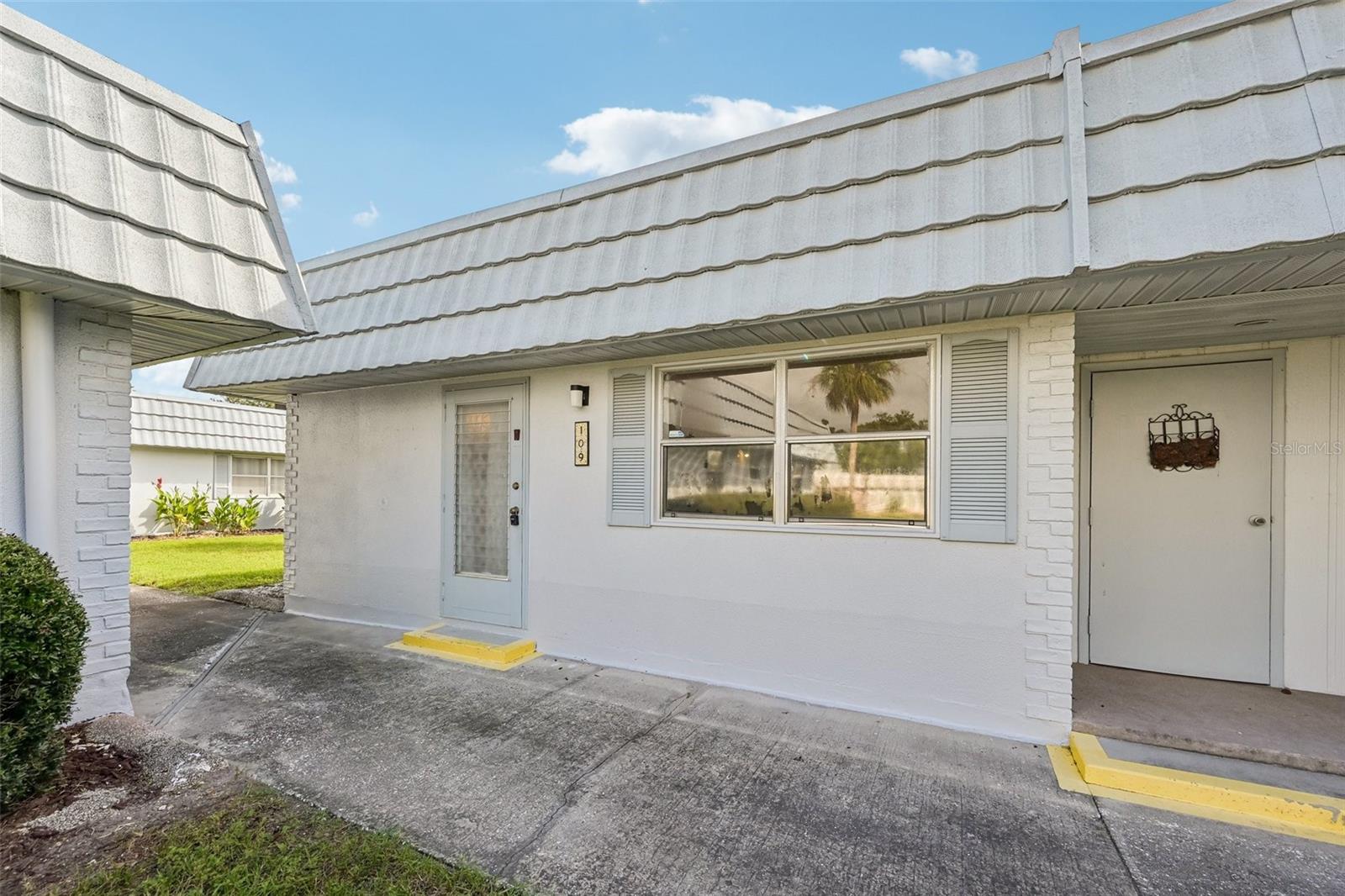 202 BEDFORD TRAIL, #109, Sun City Center, FL 33573