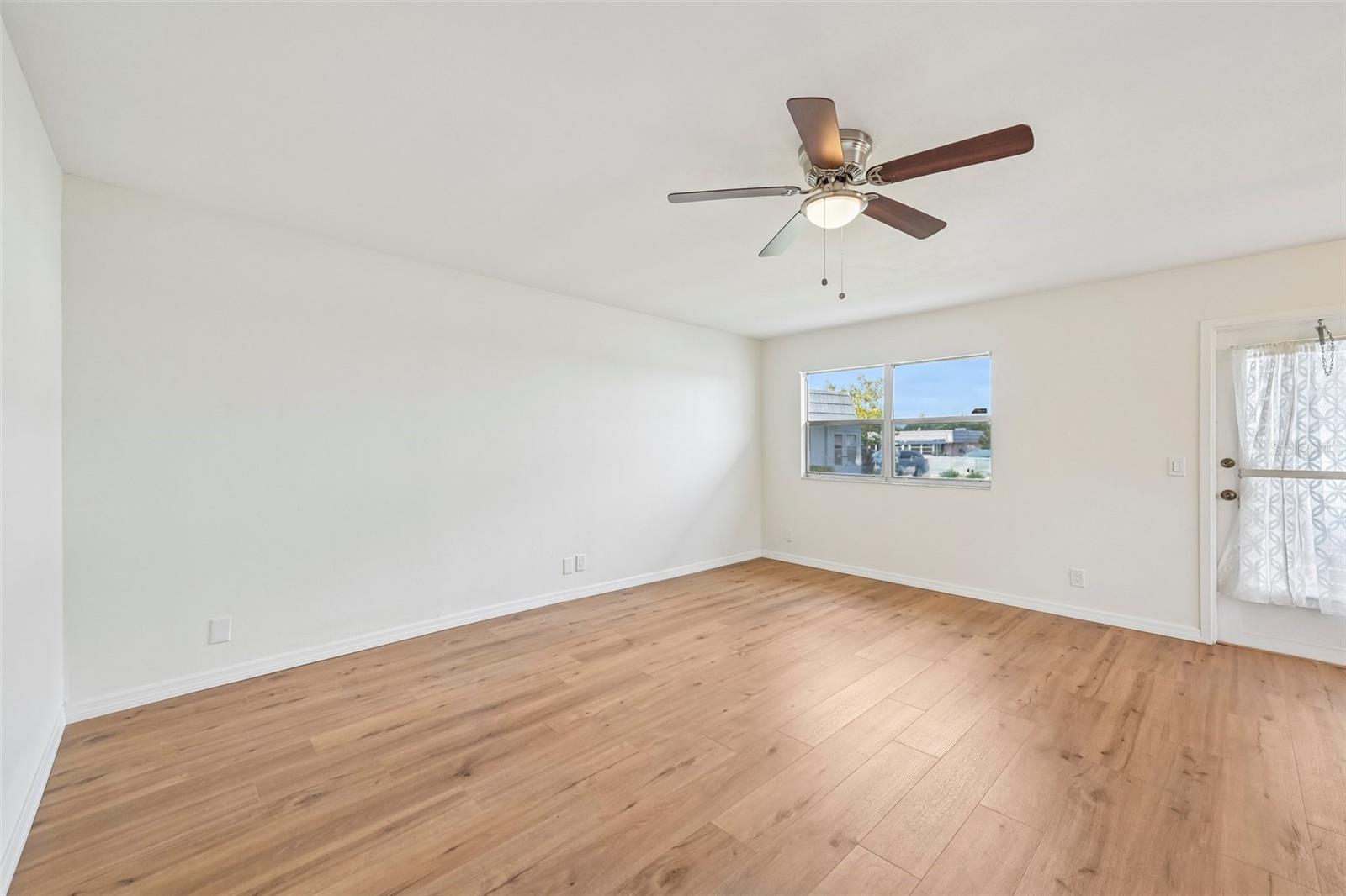 202 BEDFORD TRAIL, #109, Sun City Center, FL 33573