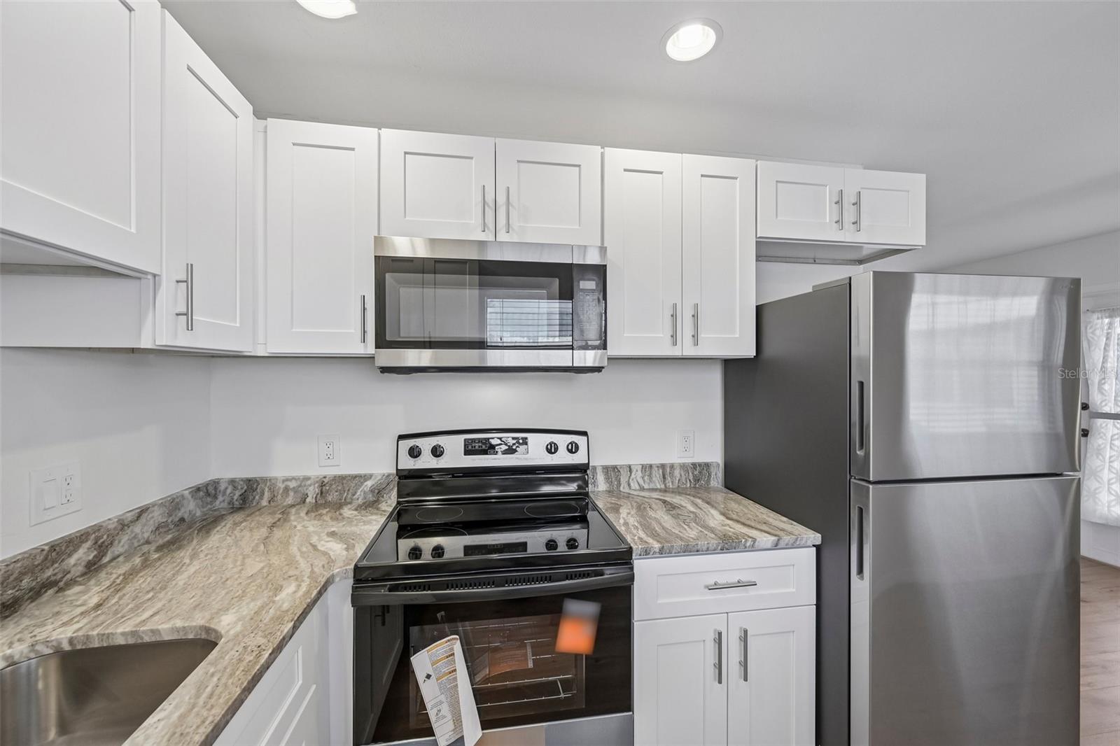 202 BEDFORD TRAIL, #109, Sun City Center, FL 33573