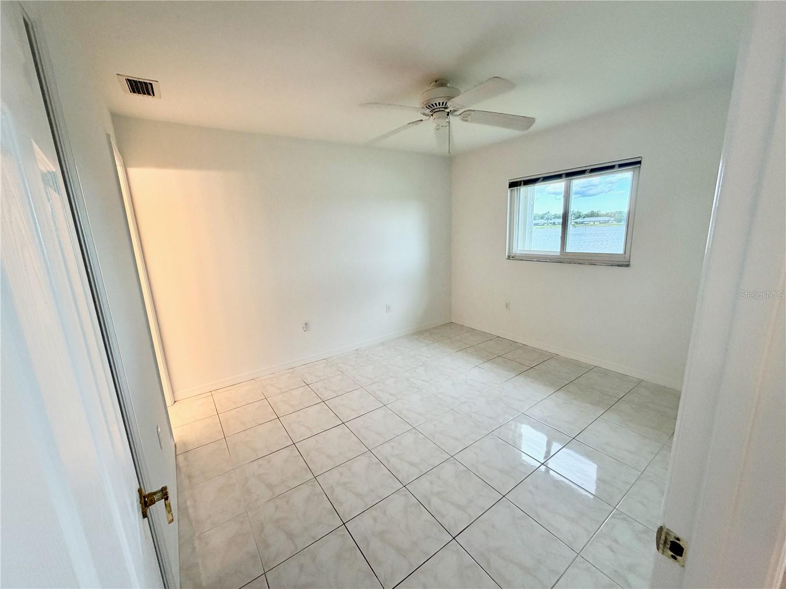 25275 RAMPART BOULEVARD, #307, Punta Gorda, FL 33983
