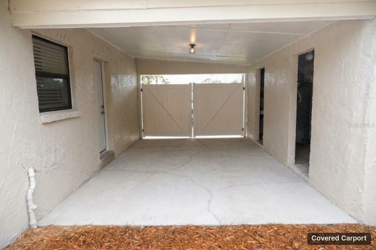 2608 E YUKON STREET, Tampa, FL 33604