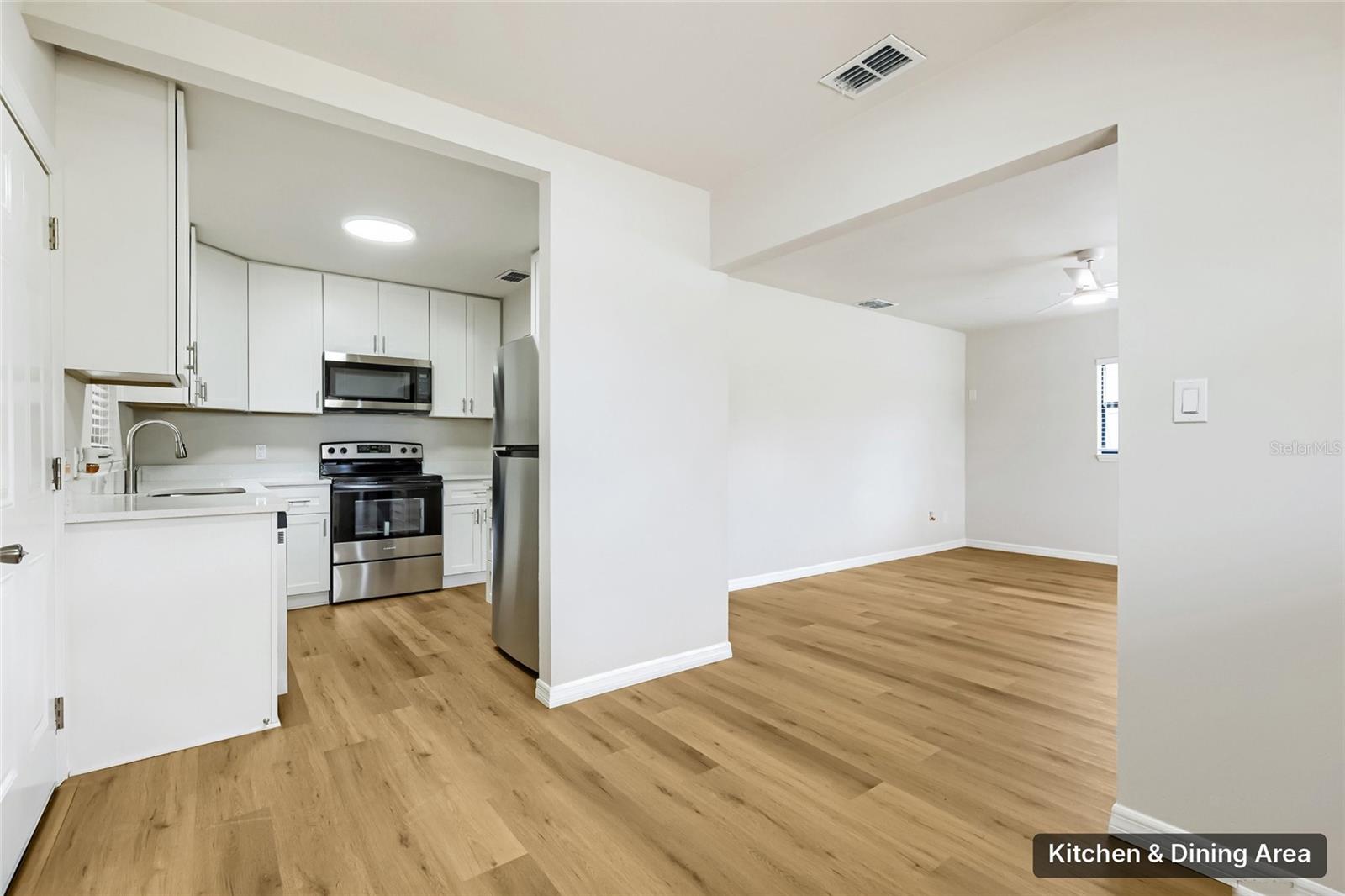 2608 E YUKON STREET, Tampa, FL 33604