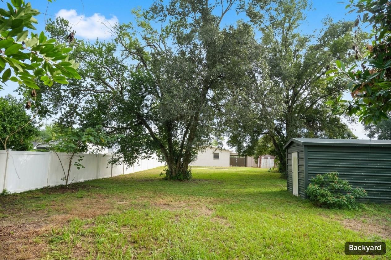 2608 E YUKON STREET, Tampa, FL 33604