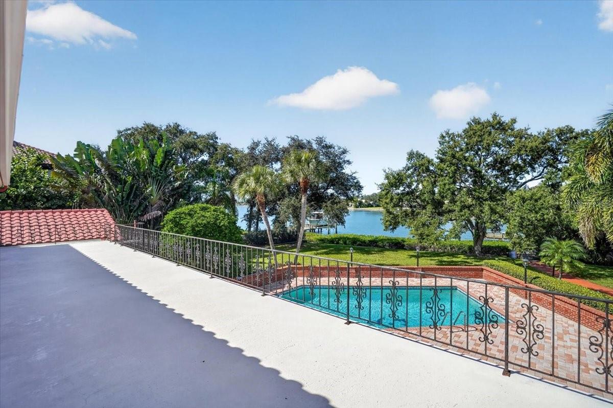 2278 KINGS POINT DRIVE, Largo, FL 33774