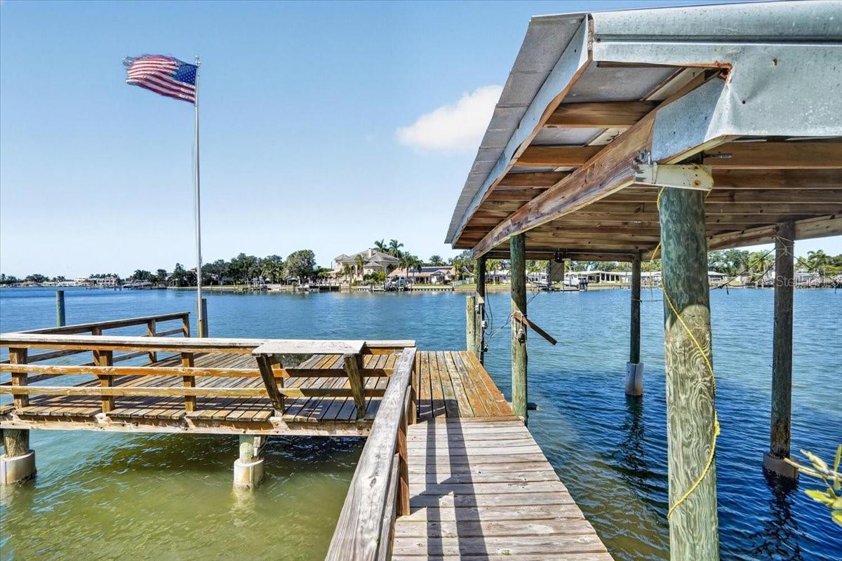 2278 KINGS POINT DRIVE, Largo, FL 33774
