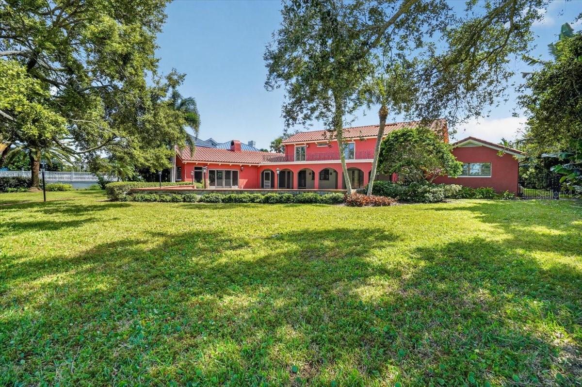 2278 KINGS POINT DRIVE, Largo, FL 33774
