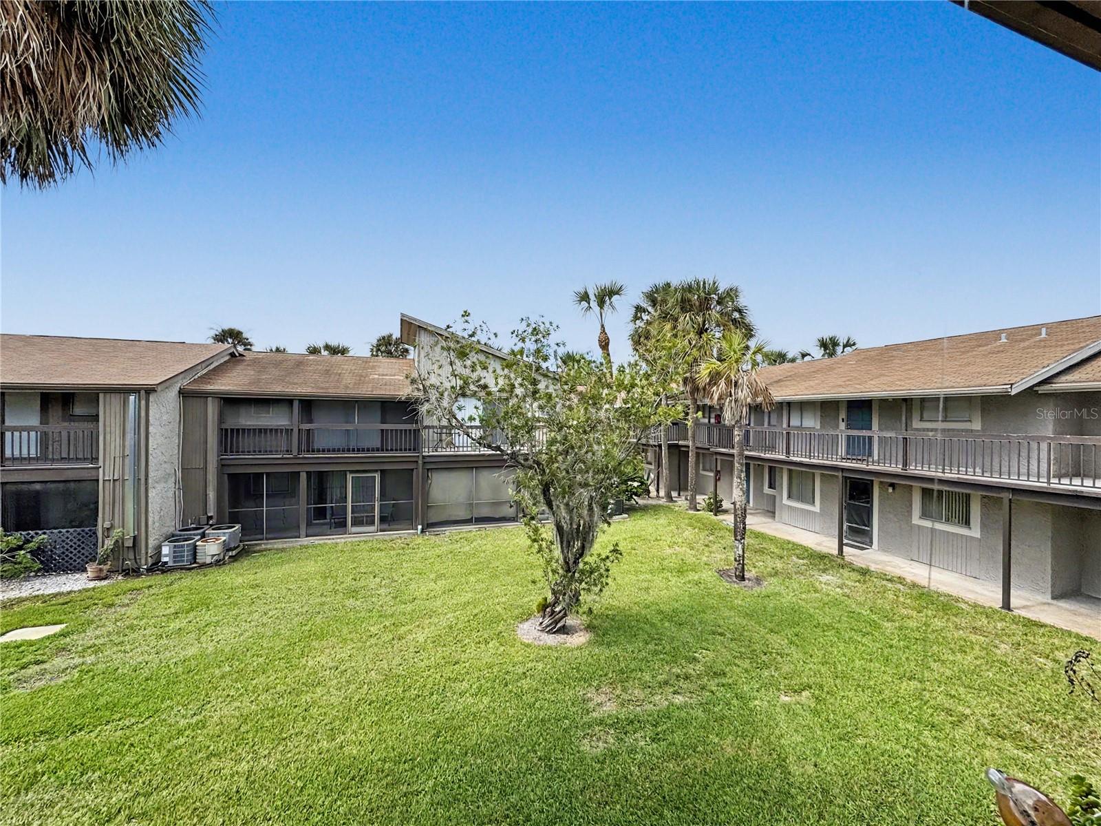 6328 NEWTOWN CIRCLE, #B4, Tampa, FL 33615 6328 NEWTOWN CIRCLE, #B4, Tampa, FL 33615