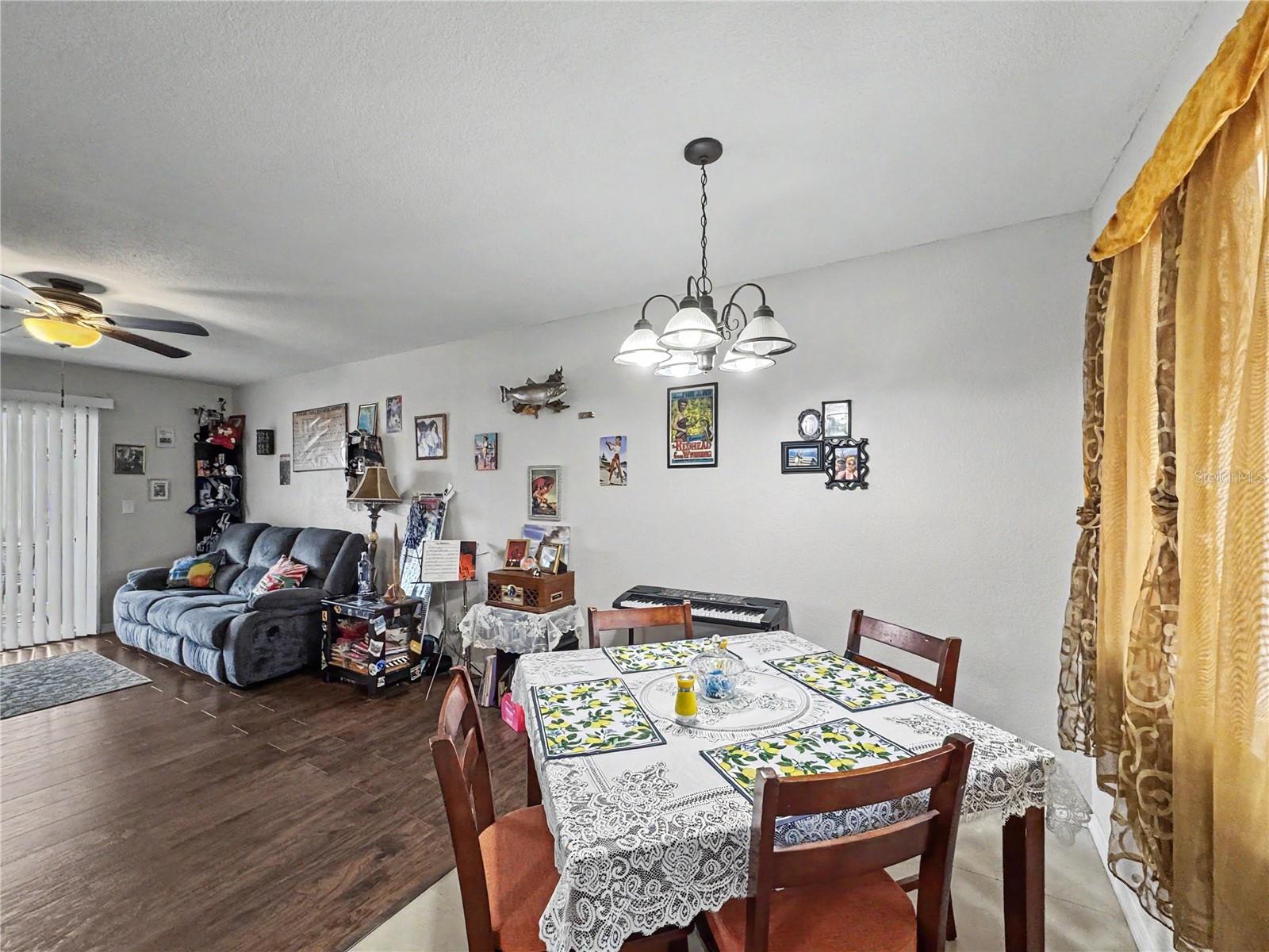 6328 NEWTOWN CIRCLE, #B4, Tampa, FL 33615
