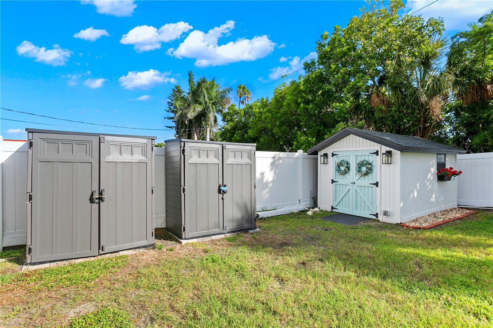 6947 S SHORE DRIVE, South Pasadena, FL 33707