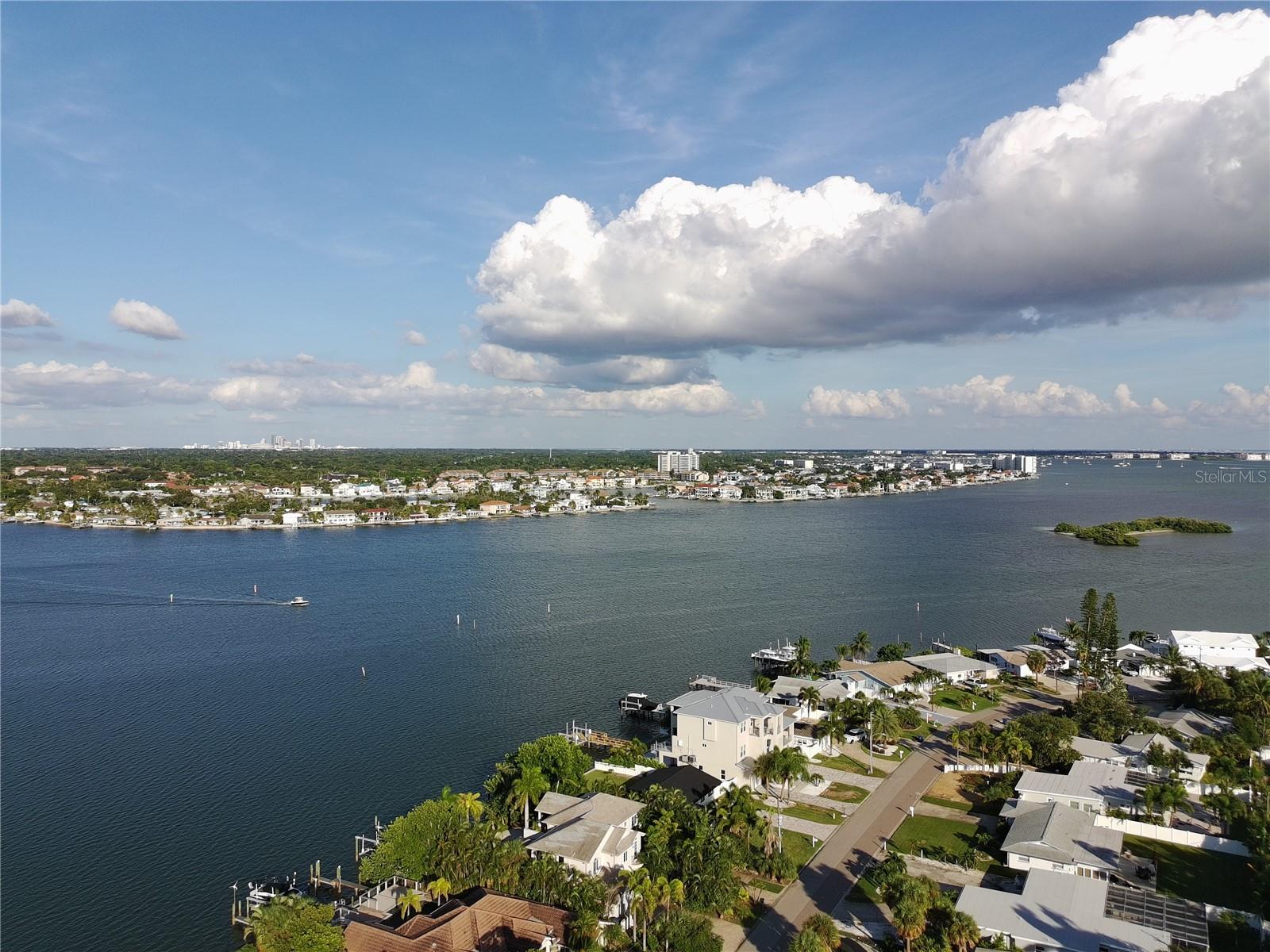 6947 S SHORE DRIVE, South Pasadena, FL 33707