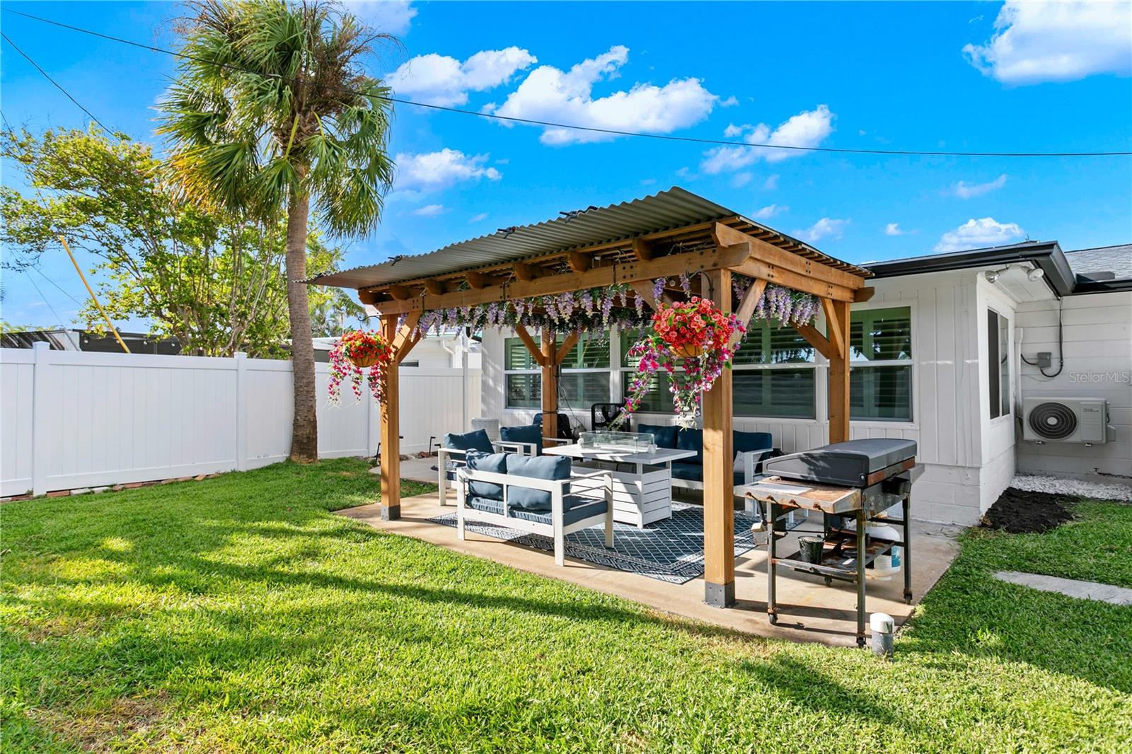 6947 S SHORE DRIVE, South Pasadena, FL 33707