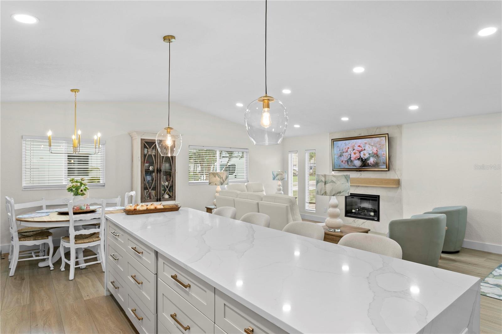 6947 S SHORE DRIVE, South Pasadena, FL 33707