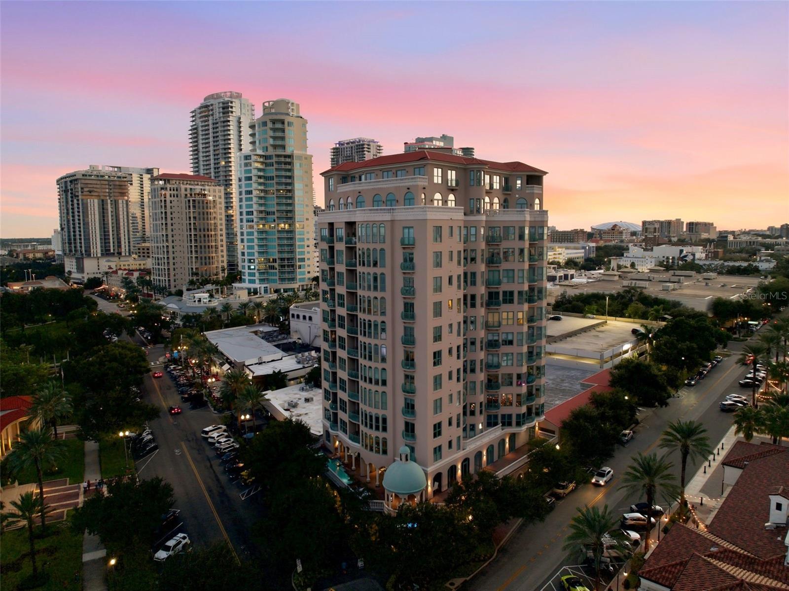 288 BEACH DRIVE NE, #10B, St Petersburg, FL 33701 288 BEACH DRIVE NE, #10B, St Petersburg, FL 33701