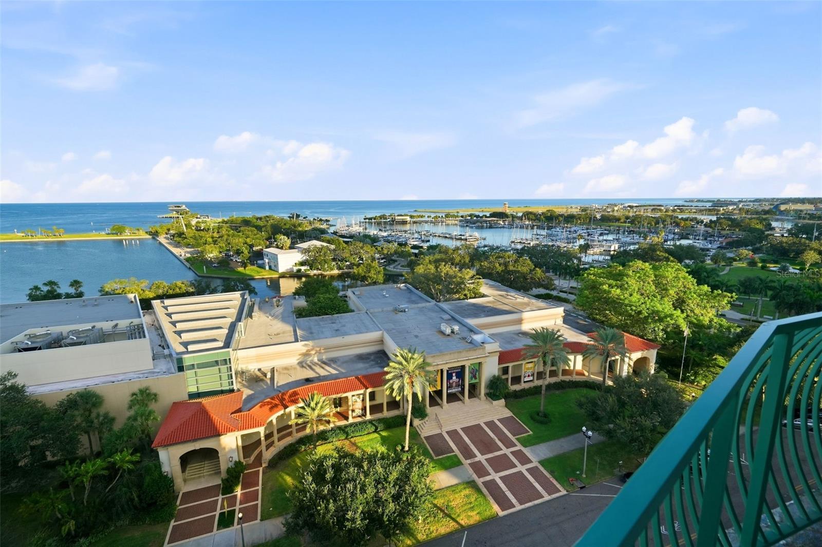 288 BEACH DRIVE NE, #10B, St Petersburg, FL 33701