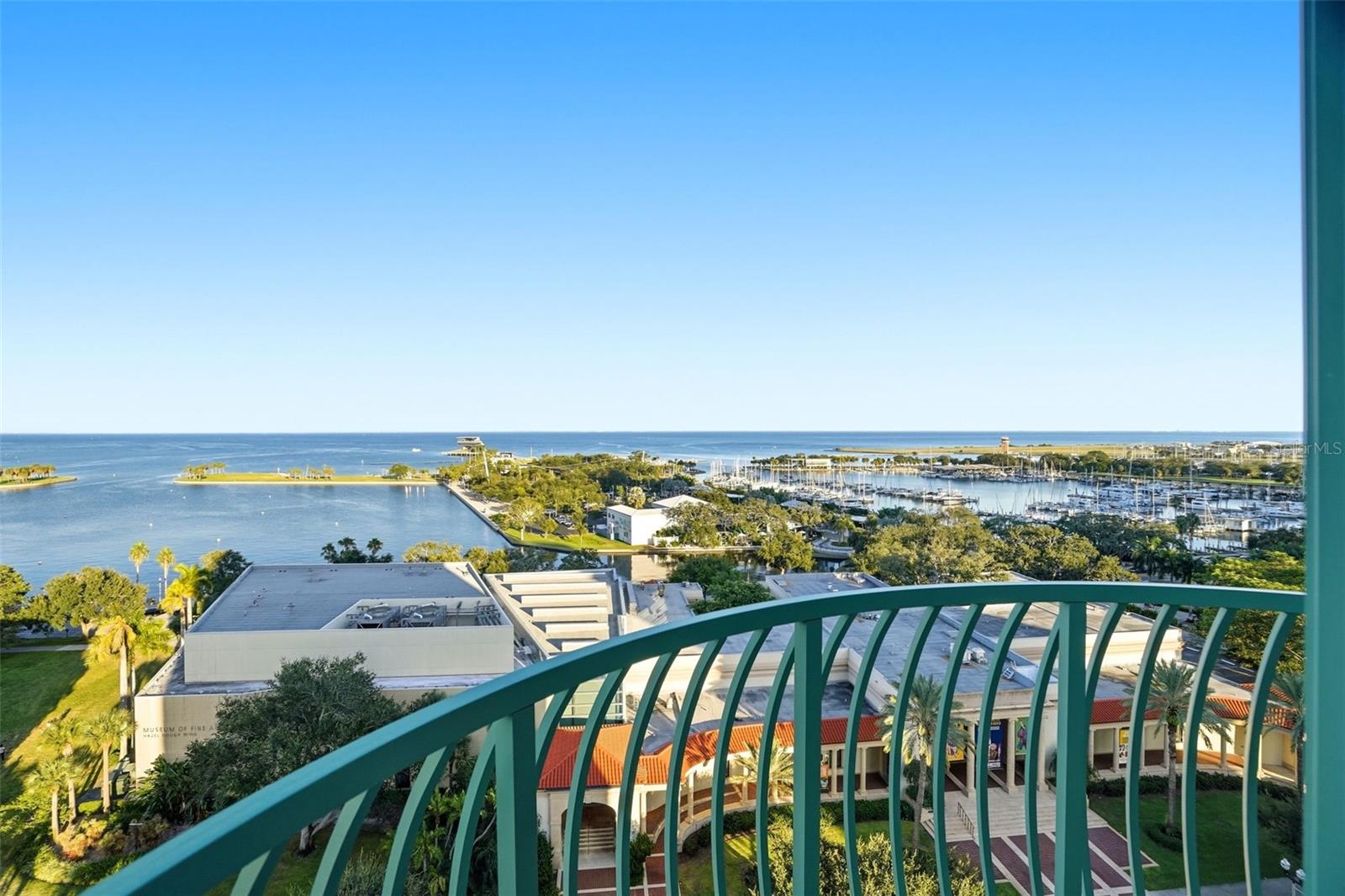 288 BEACH DRIVE NE, #10B, St Petersburg, FL 33701