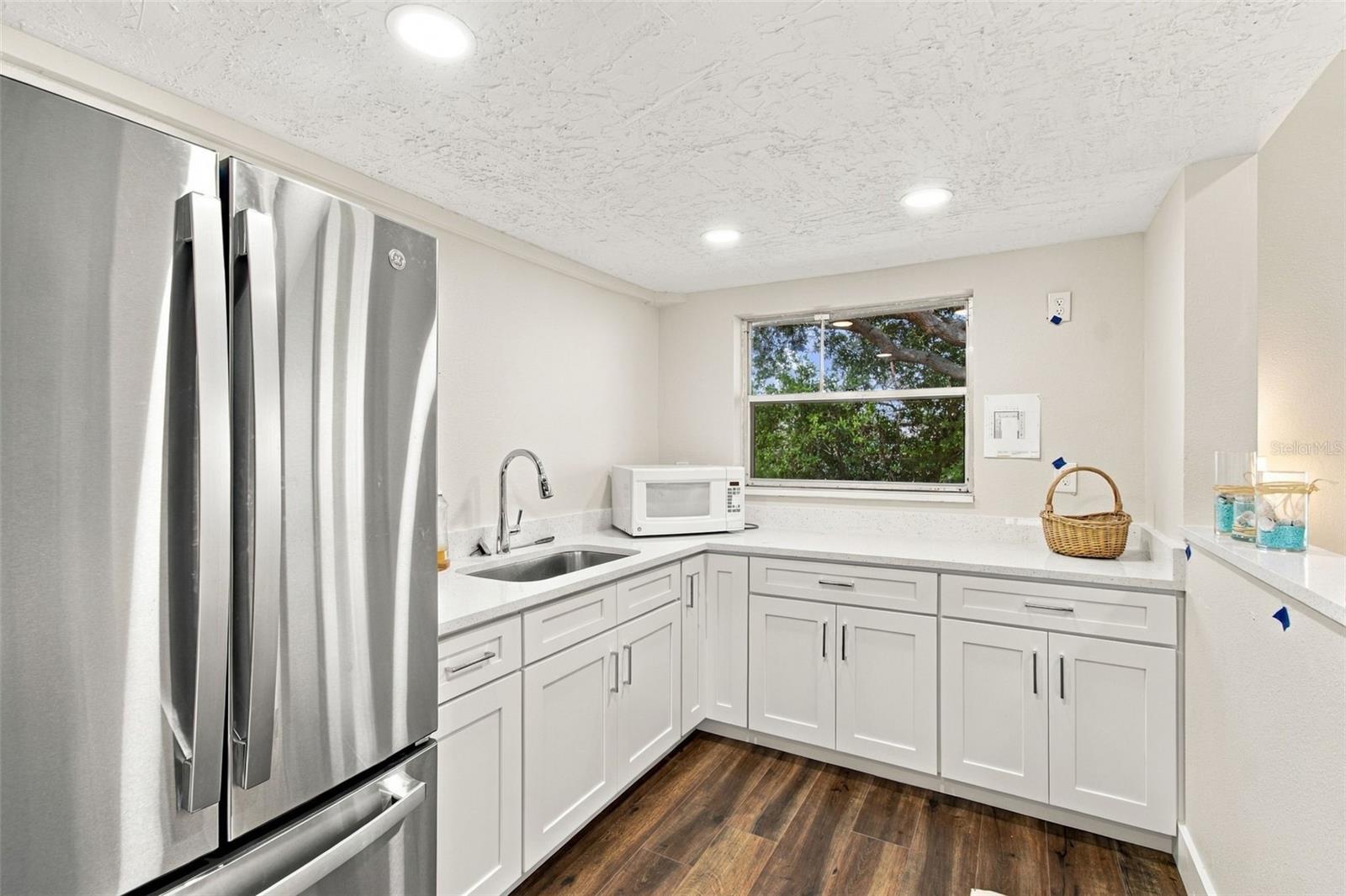 4805 ALT 19, #713, Palm Harbor, FL 34683
