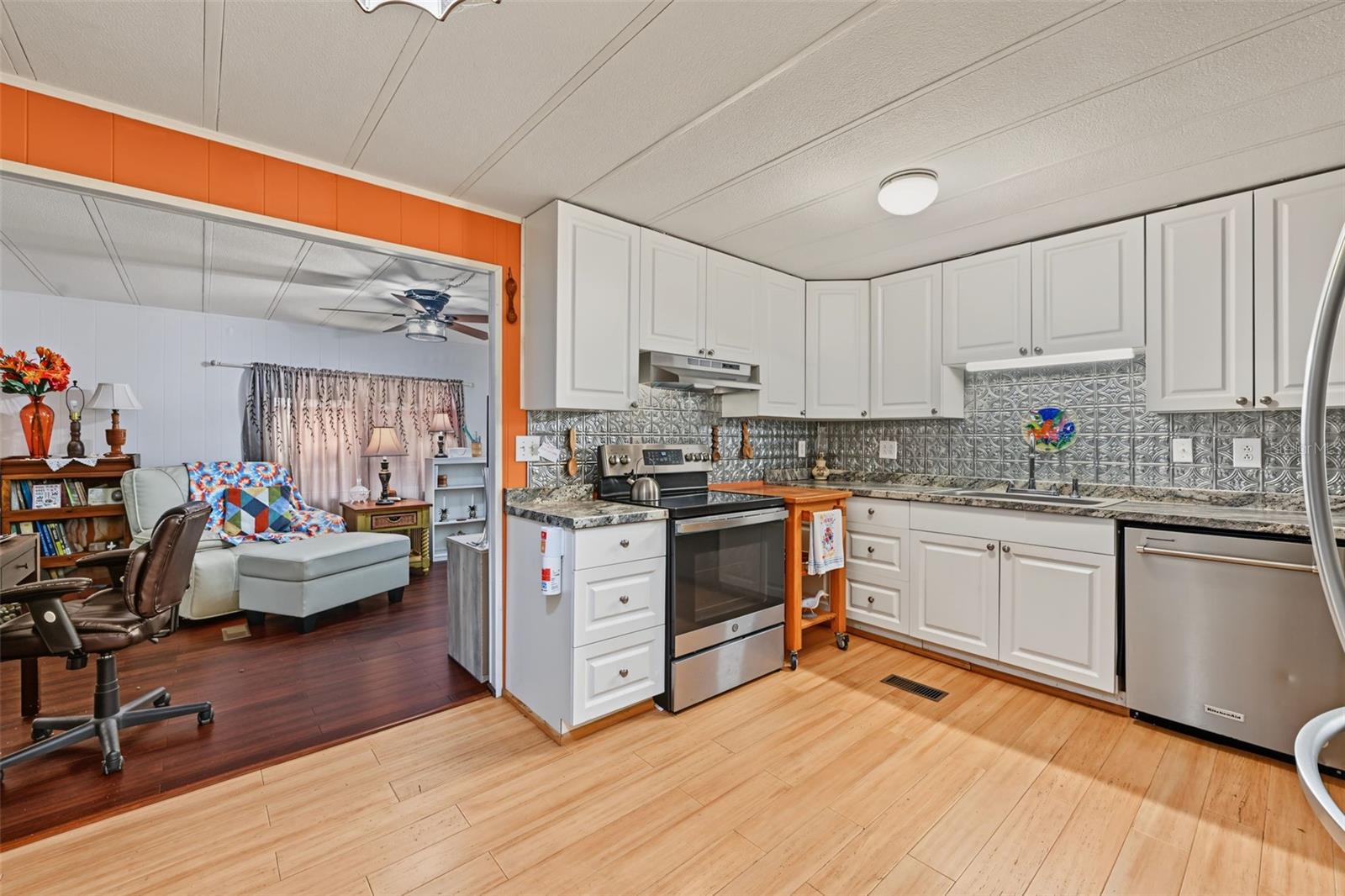 3207 BREWSTER DRIVE, Holiday, FL 34690