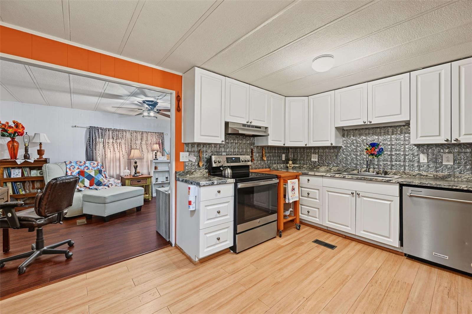 3207 BREWSTER DRIVE, Holiday, FL 34690