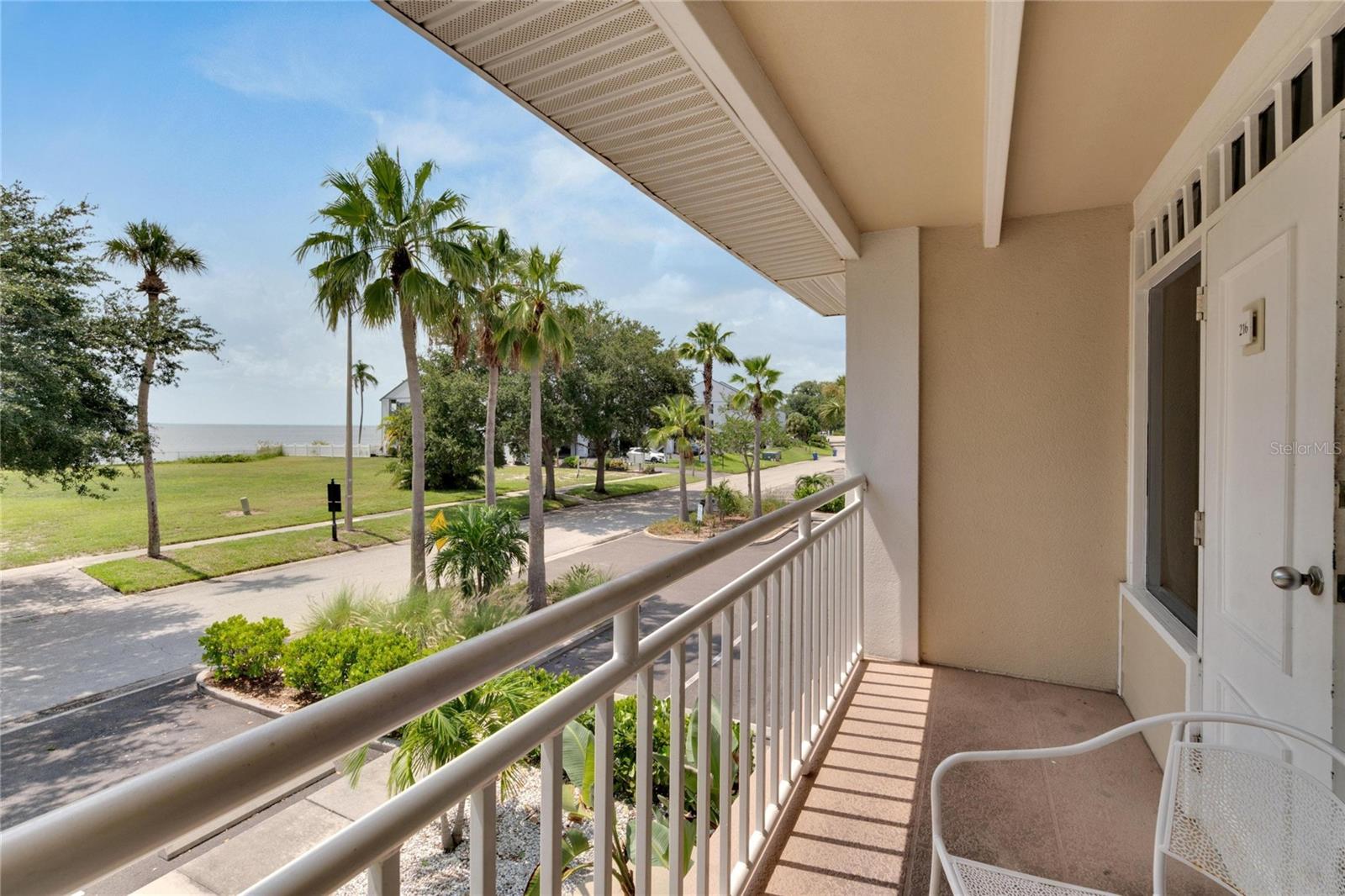 611 DESTINY DRIVE, #216, Ruskin, FL 33570 611 DESTINY DRIVE, #216, Ruskin, FL 33570