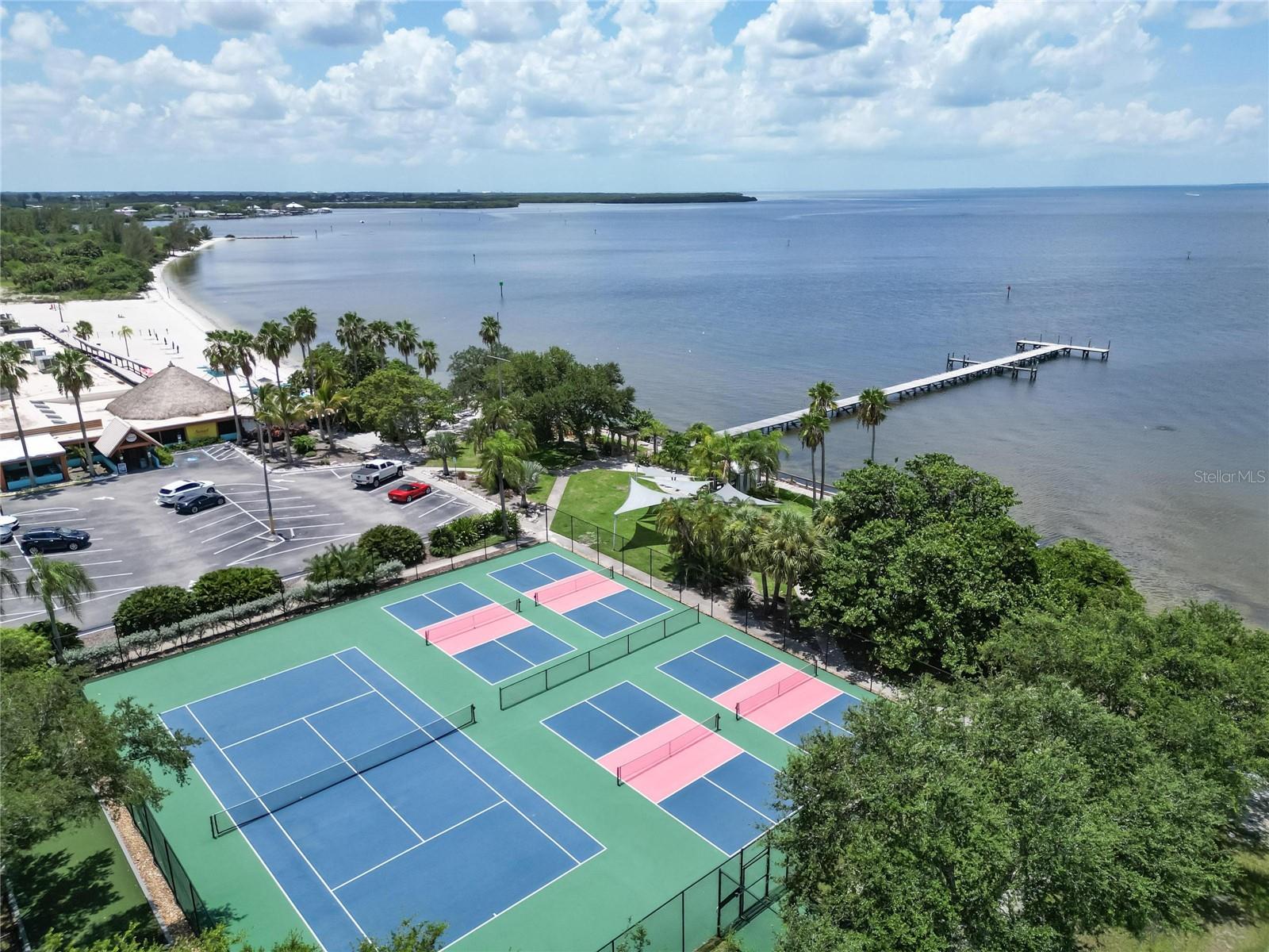 611 DESTINY DRIVE, #216, Ruskin, FL 33570 611 DESTINY DRIVE, #216, Ruskin, FL 33570