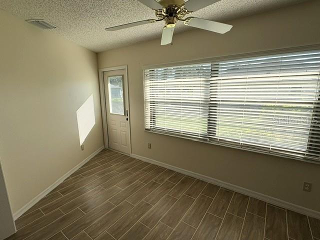 Enclosed lanai.