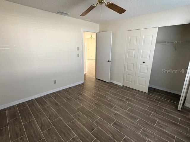 Second bedroom.