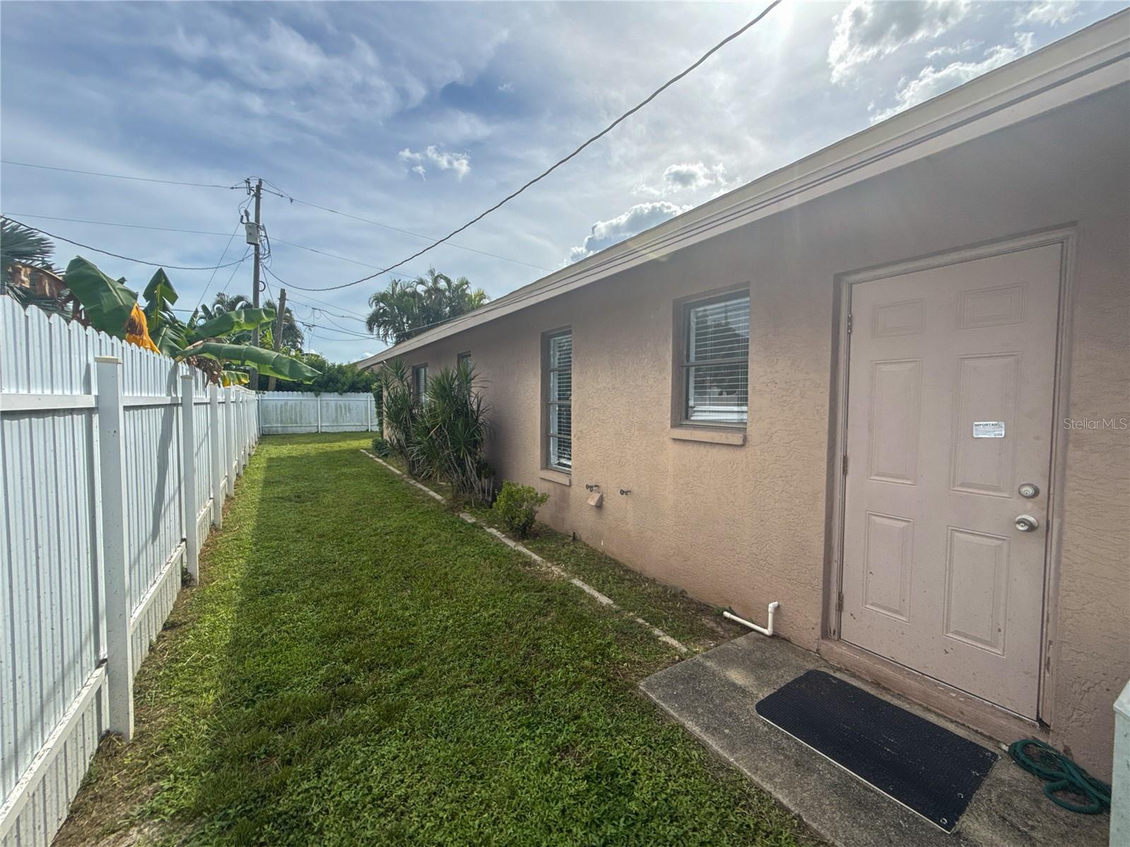 206 SW 33RD STREET, Cape Coral, FL 33914