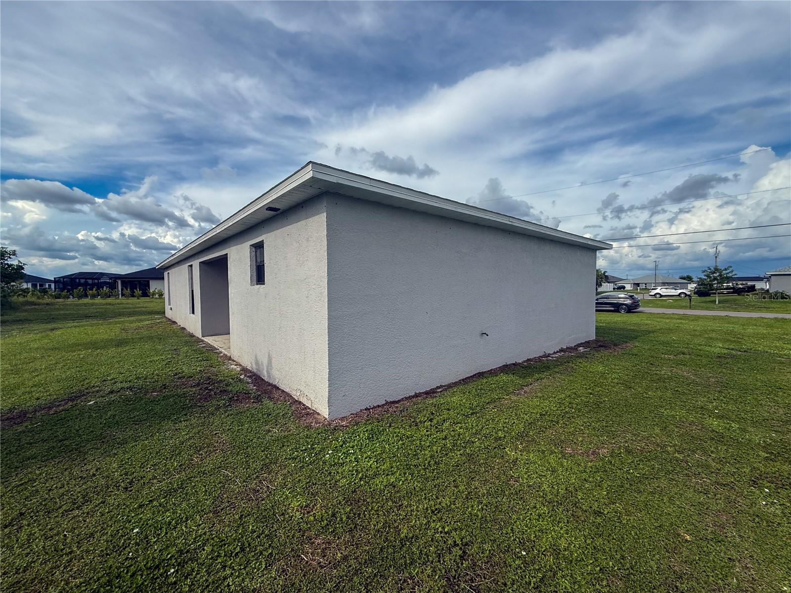 514 NE 5TH PLACE, Cape Coral, FL 33909