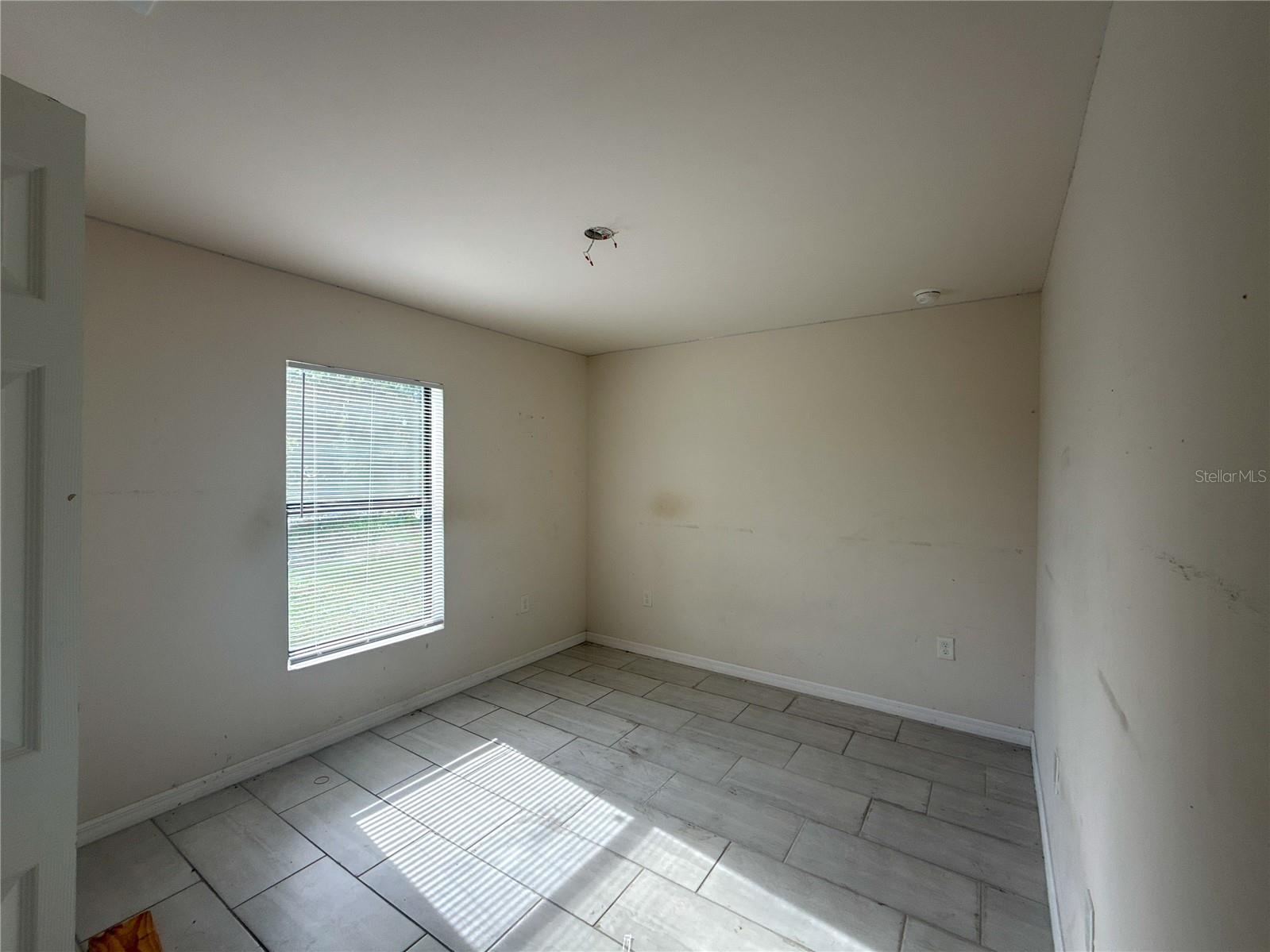 514 NE 5TH PLACE, Cape Coral, FL 33909