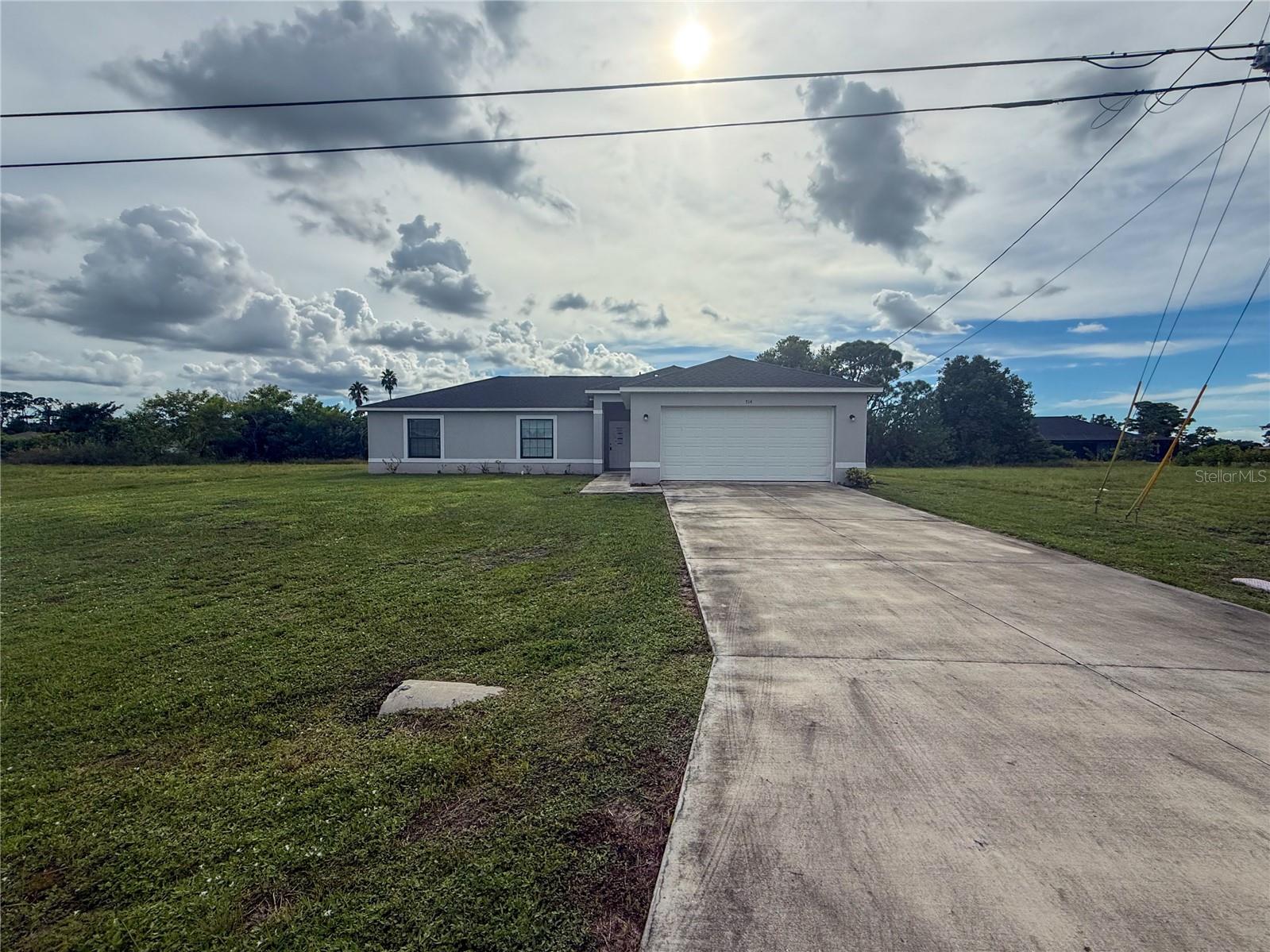 514 NE 5TH PLACE, Cape Coral, FL 33909 514 NE 5TH PLACE, Cape Coral, FL 33909