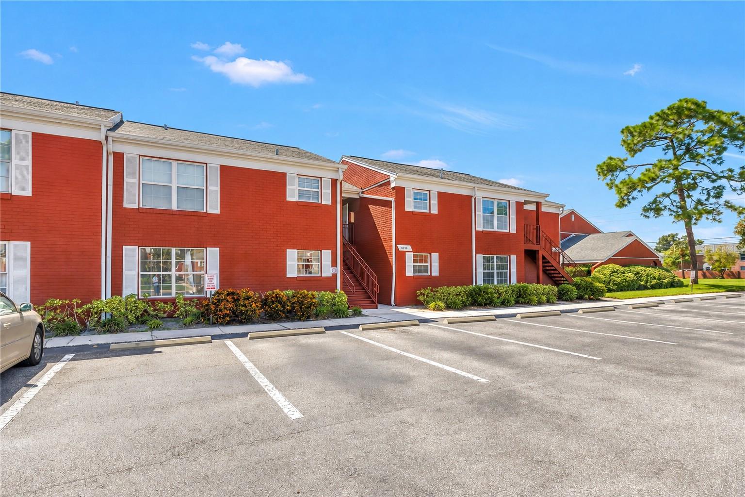 8218 11TH STREET N, #D, St Petersburg, FL 33702