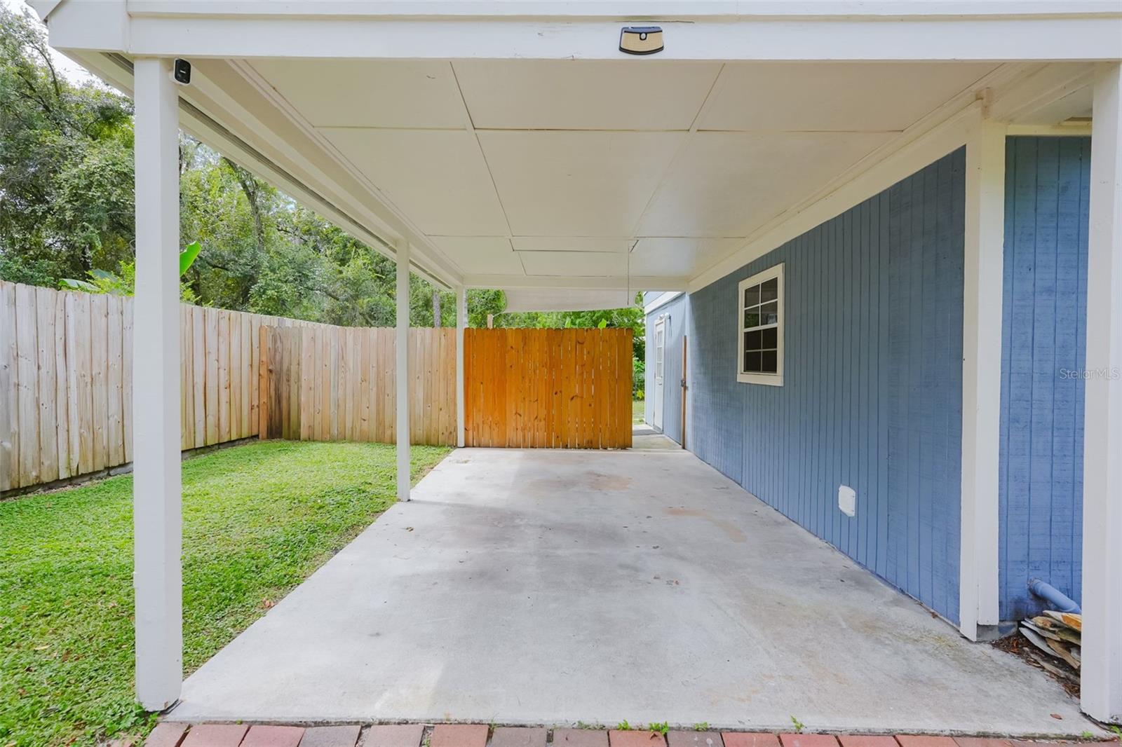Carport