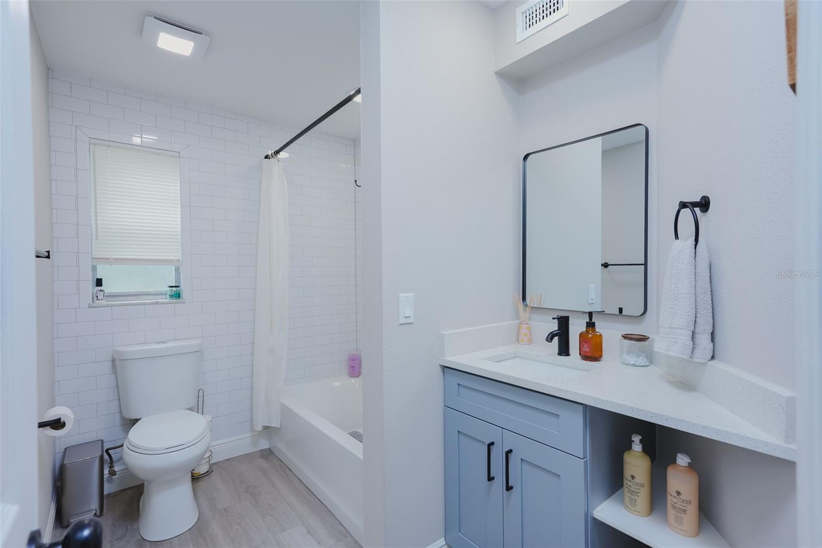 2nd bathroom