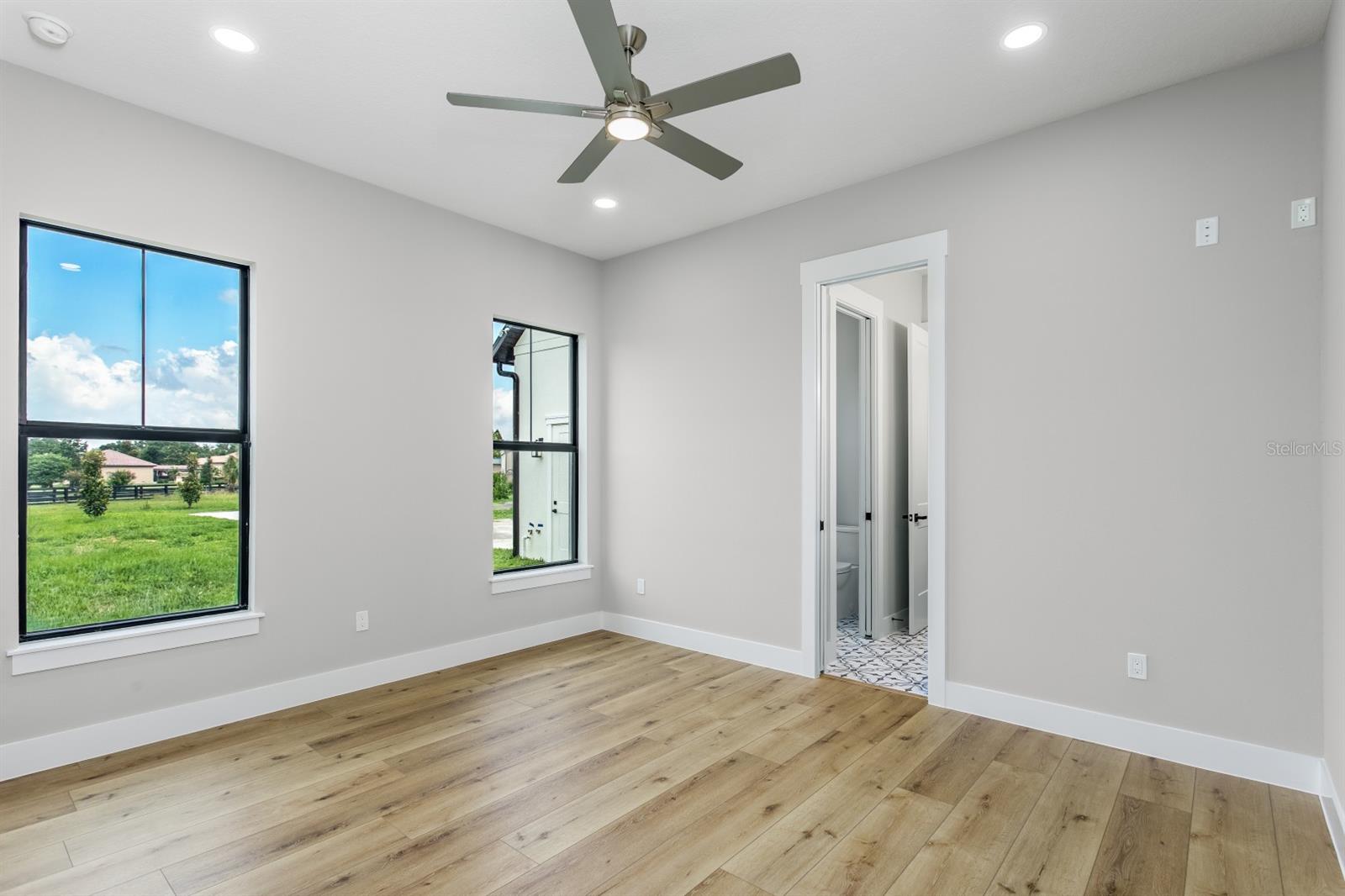 10630 COUNTY ROAD S, Lithia, FL 33547