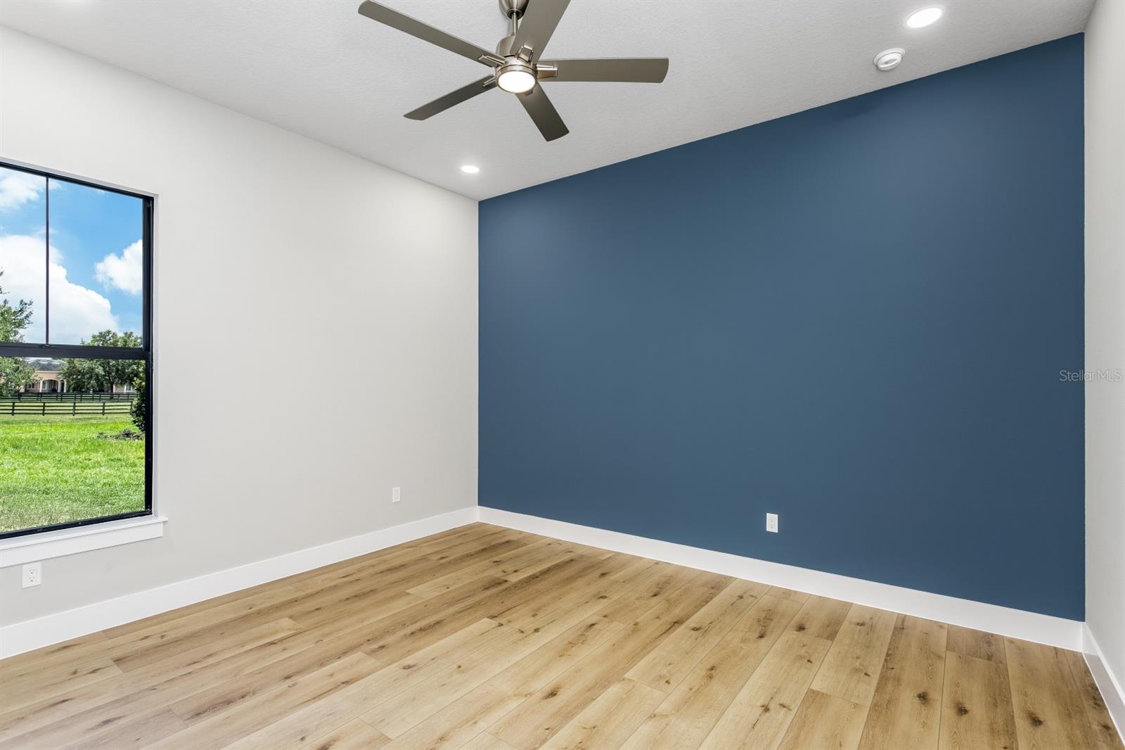10630 COUNTY ROAD S, Lithia, FL 33547